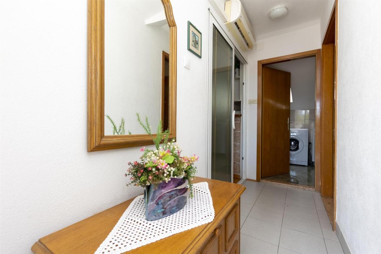 Apartment Ivanka Omiš Extérieur photo