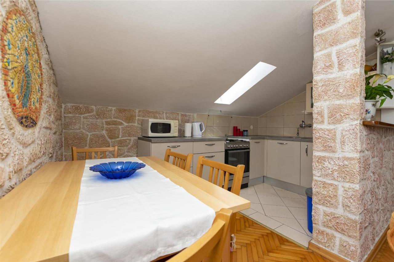Apartment Ivanka Omiš Extérieur photo