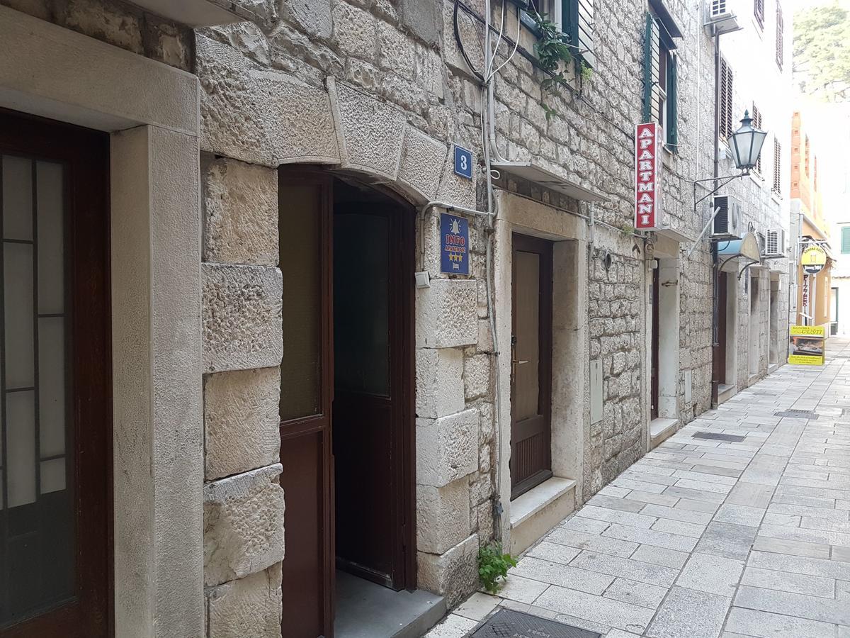 Apartment Ivanka Omiš Extérieur photo